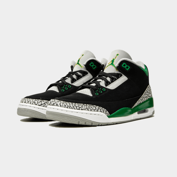 Nike Air Jordan 3 in pine green