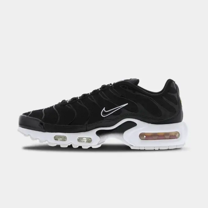 Seitenansicht der Nike AirMax Plus TN – ikonisches, kontrastreiches Design